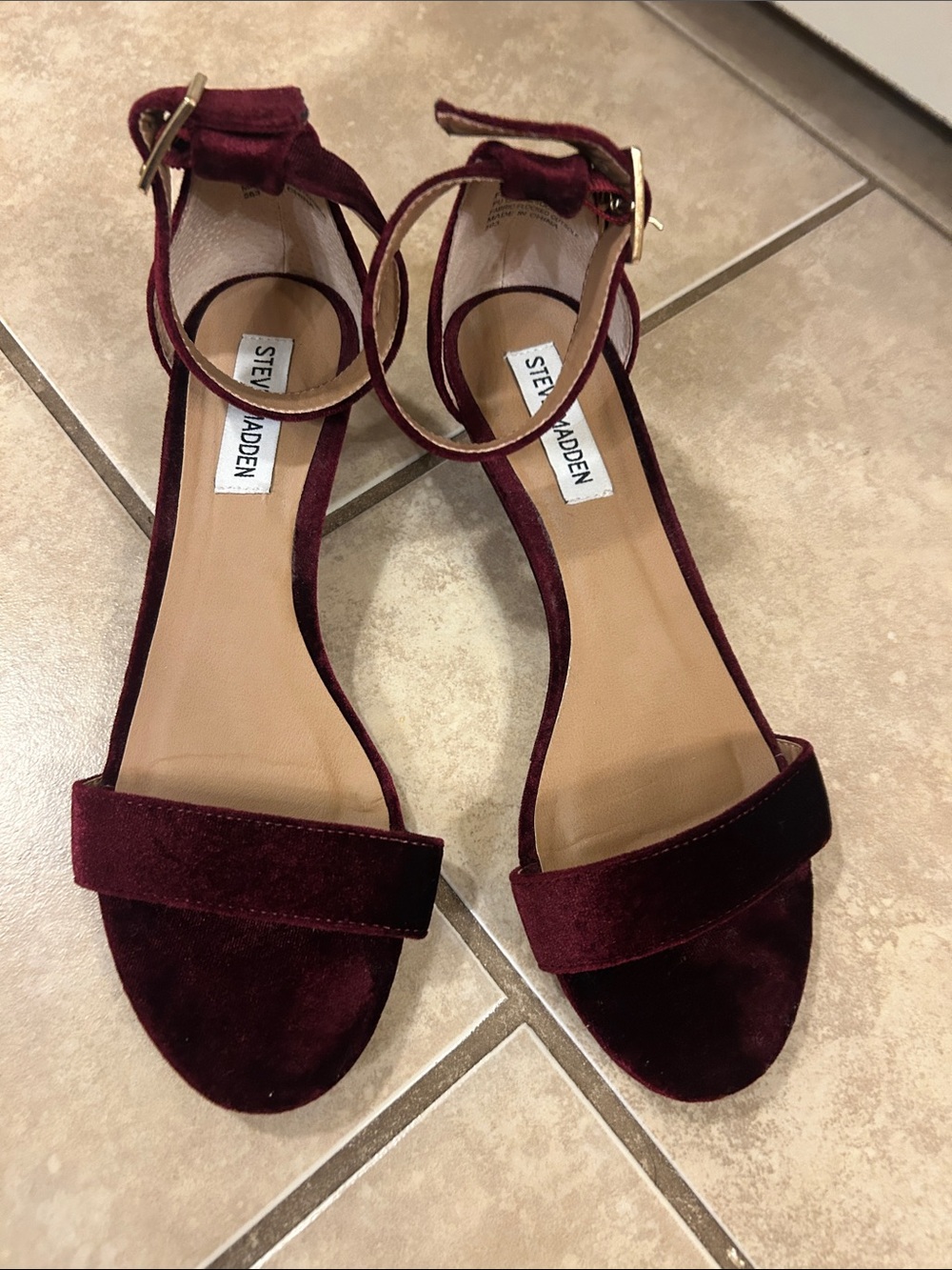 Steve Madden 7.5 Burgundy Velvet Ankle Strap Heels